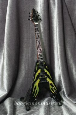 Сувенирная мини-гитара ESP Flying V JH-1